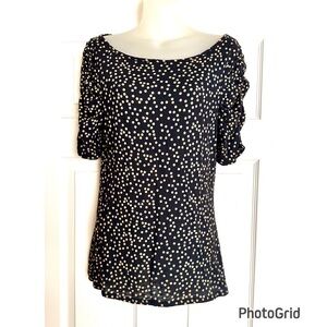 Old Navy Black and Tan Polka Dotted Fitted Blouse